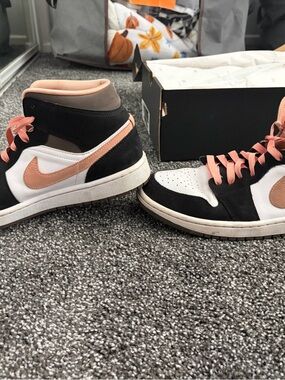Nike Women’s High-Top Sneakers in Black, White & Peach